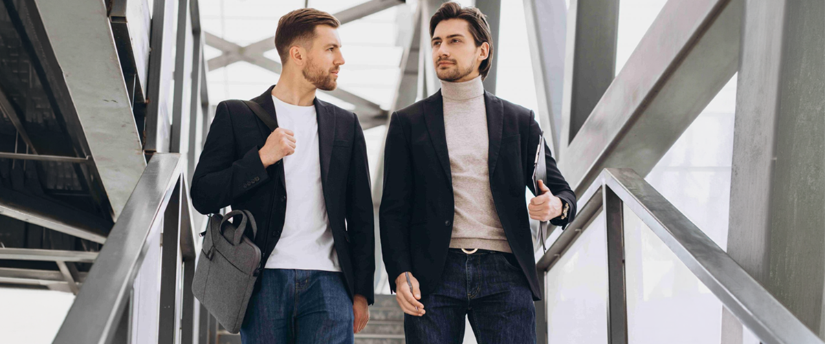 How to Style Round Neck T-Shirts for Men: Easy Looks from Casual to Smart
