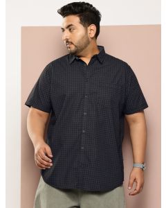Black Plus Size Regular Fit Short Sleeves Geometric Printed Woven Casual Shirt