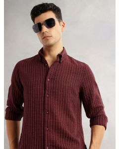 Maroon Slim Fit Long Sleeves Button-Down Collar Polyester Seersucker Casual Shirt