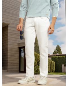 White Smart Straight Fit Mid-Rise Solid 5-Pocket Design Woven Chinos Trouser