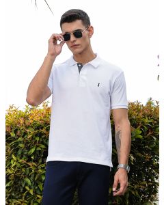 White Regular Fit Short Sleeves Solid Polo Collar Knitted Tshirt
