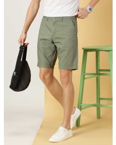 Men Olive Solid Regular Fit Chinos Shorts