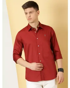 Men Maroon Solid Slim Fit Shirt