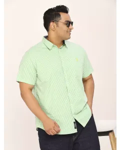 Green Plus Size Regular Fit Short Sleeves Checked Shirt