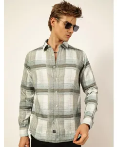 Men Green Slim Fit Checked Shirt