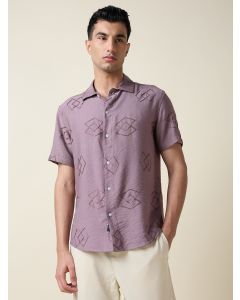 Mauve Short Sleeves Spread Collar Regular Fit Embroidered Shirt